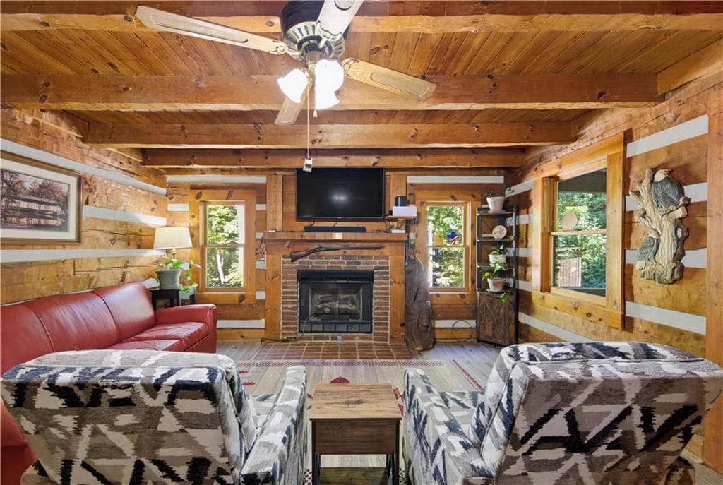 4 bedroom, 3 bathroom, 1,981 sq ft single family residence for sale at 800 Seed Tick Road, Dawsonville, GA 30534 — photo 5