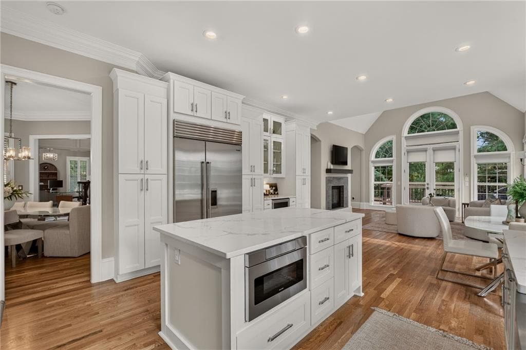 6 bedroom, 6 bathroom, 6,874 sq ft single family residence for sale at 506 Champions Point, Johns Creek, GA 30097 — photo 7