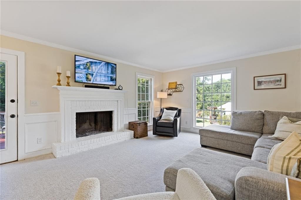 4 bedroom, 3 bathroom, 2,800 sq ft single family residence for sale at 5023 Winford Court, Peachtree Corners, GA 30092 — photo 5