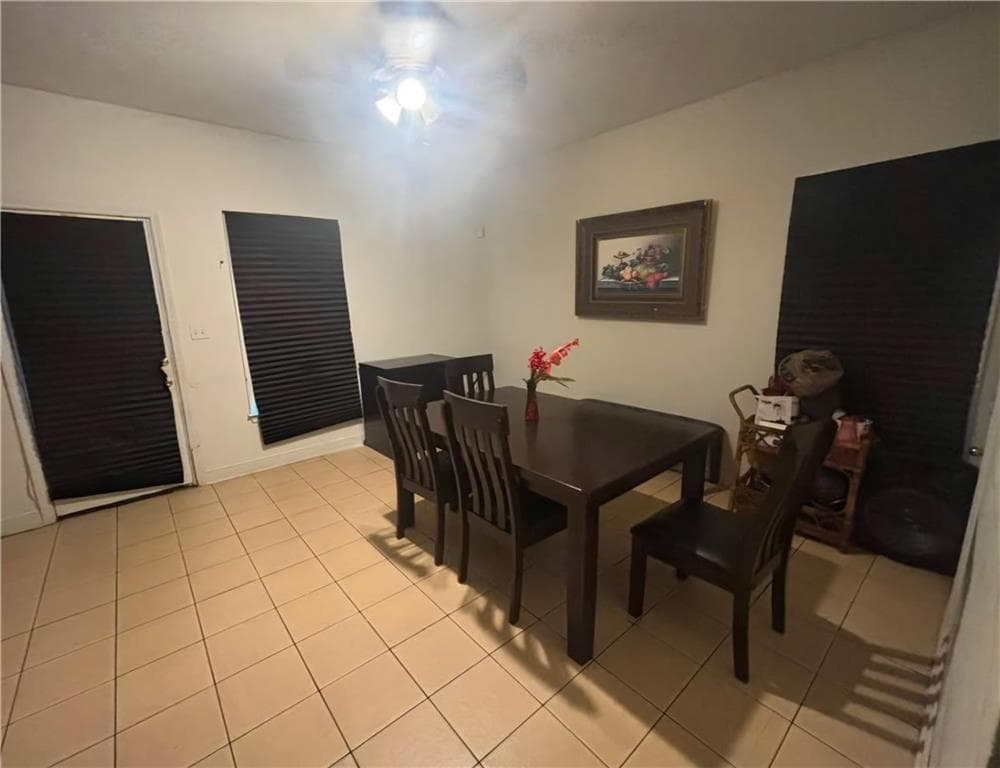 5 bedroom, 4 bathroom, 2,141 sq ft single family residence for sale at 2968 Hapeville Road, Atlanta, GA 30354 — photo 6