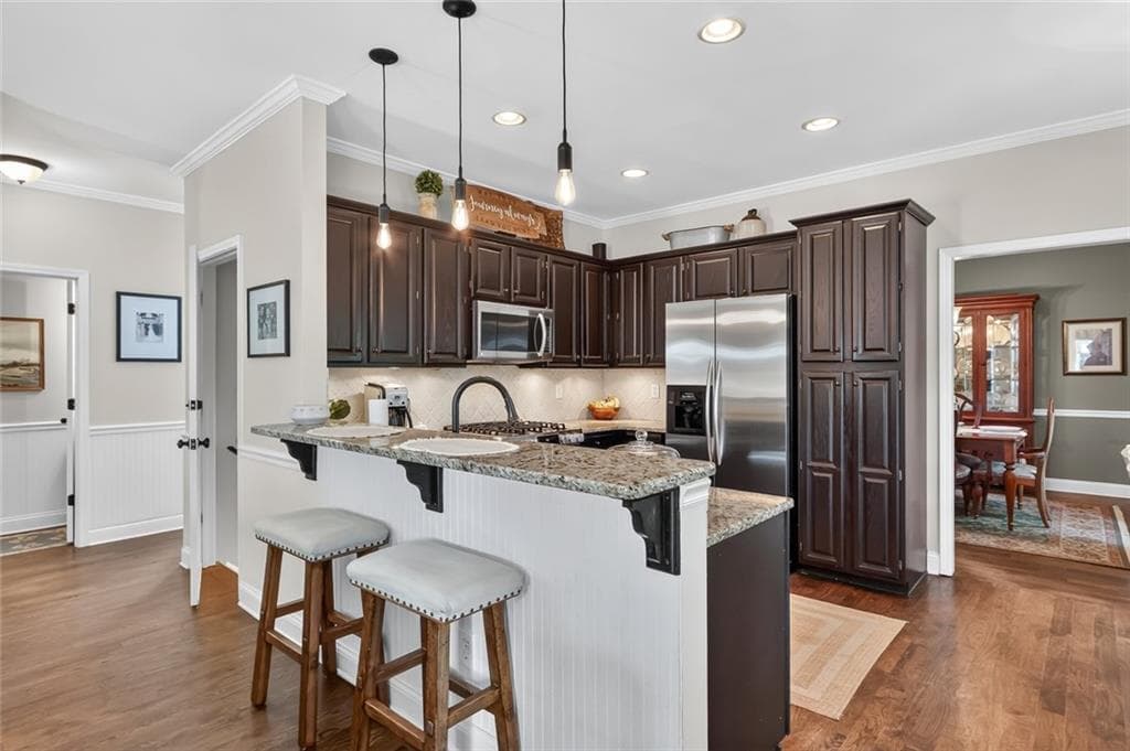 6 bedroom, 5 bathroom, 4,232 sq ft single family residence for sale at 2235 Brickton Station, Buford, GA 30518 — photo 8