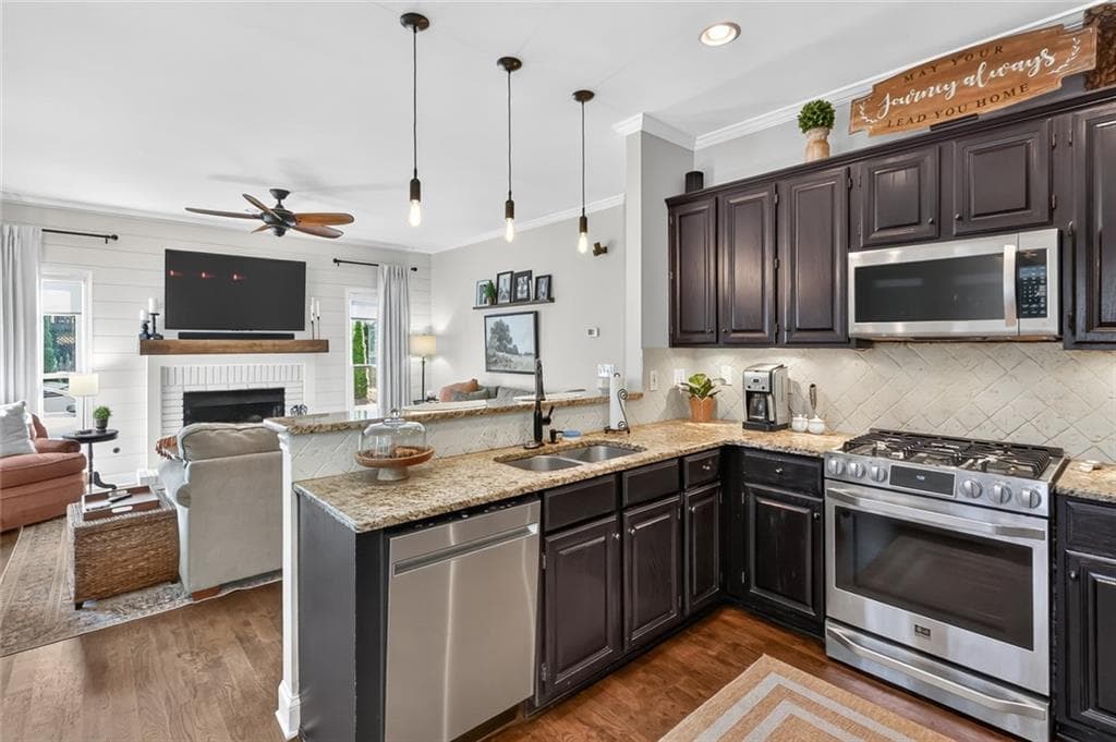 6 bedroom, 5 bathroom, 4,232 sq ft single family residence for sale at 2235 Brickton Station, Buford, GA 30518 — photo 9