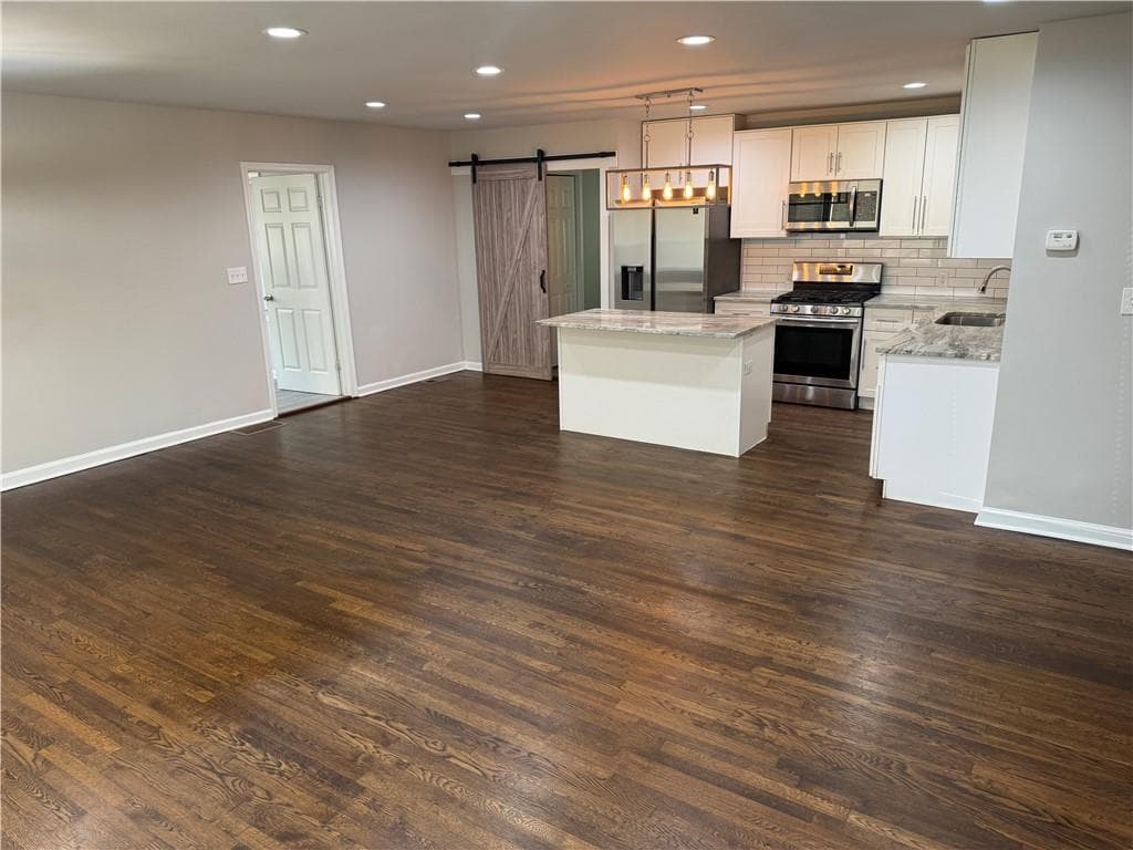 3 bedroom, 3 bathroom, 1,258 sq ft single family residence for rent at 268 Scott Drive, Marietta, GA 30067 for $2,450 a month — photo 4