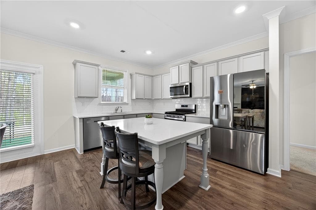 5 bedroom, 5 bathroom, 3,534 sq ft single family residence for sale at 379 Blue Juniper Circle, Loganville, GA 30052 — photo 10