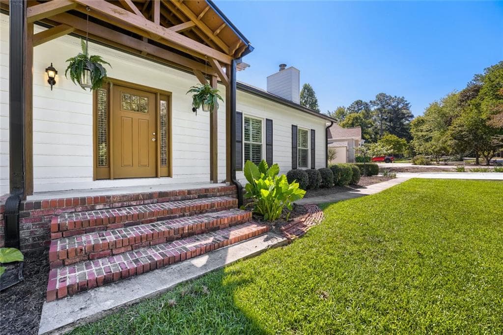 2 bedroom, 2 bathroom, 1,860 sq ft single family residence for sale at 7270 Tara Drive, Villa Rica, GA 30180 — photo 3