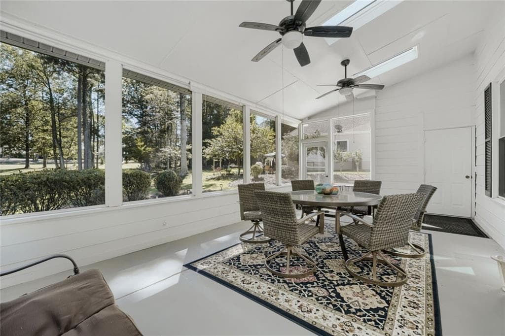 2 bedroom, 2 bathroom, 1,860 sq ft single family residence for sale at 7270 Tara Drive, Villa Rica, GA 30180 — photo 9