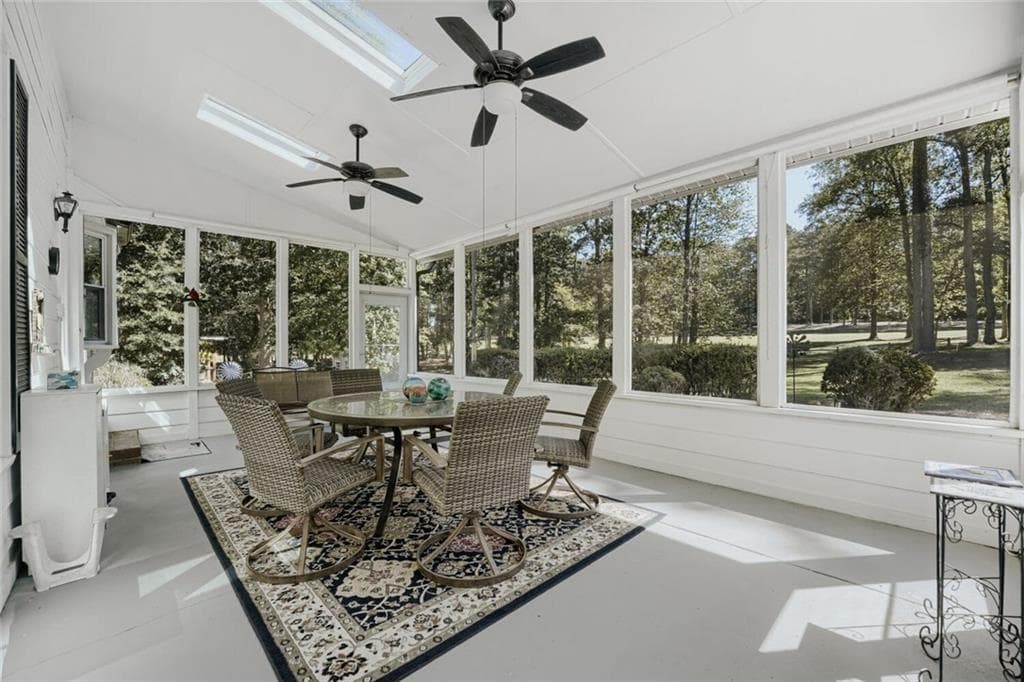 2 bedroom, 2 bathroom, 1,860 sq ft single family residence for sale at 7270 Tara Drive, Villa Rica, GA 30180 — photo 10