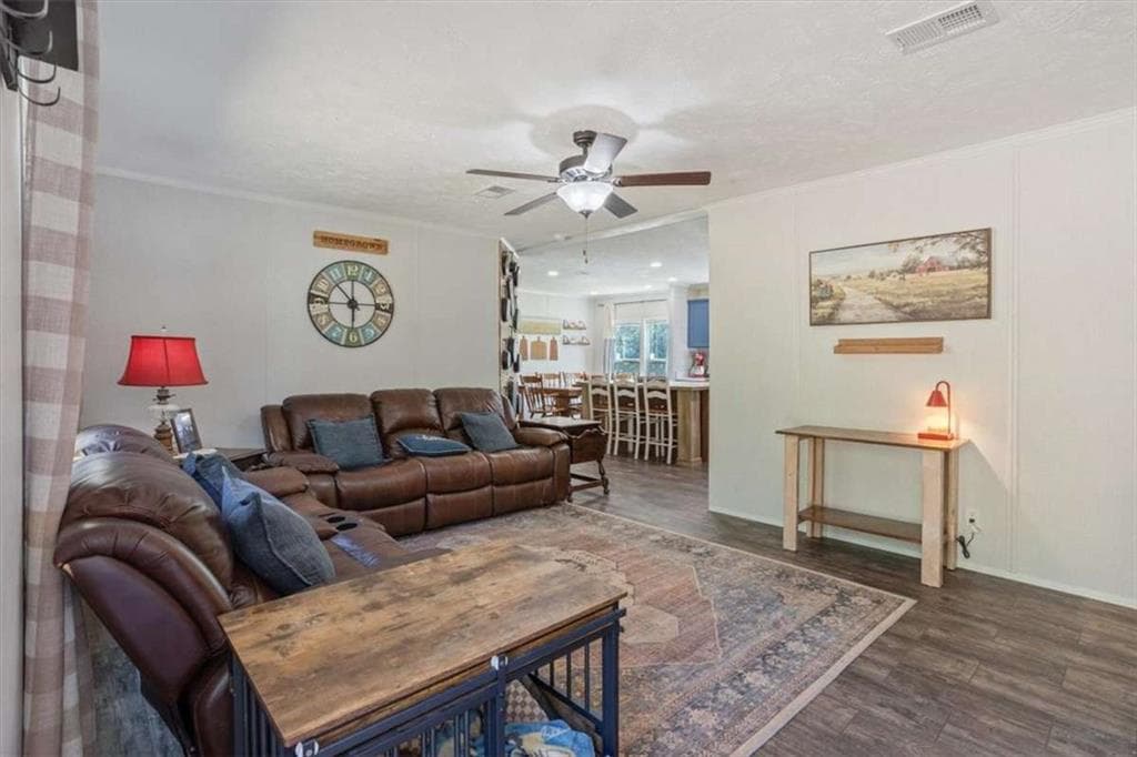 3 bedroom, 2 bathroom, 1,624 sq ft single family residence for sale at 2519 Pleasant Hill Road, Talking Rock, GA 30175 — photo 4