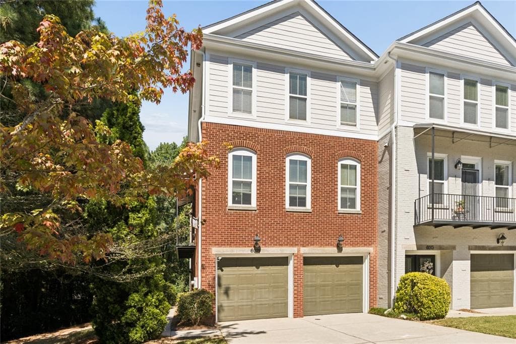 4 bedroom, 4 bathroom, 2,838 sq ft townhouse for sale at 6015 Brookside Oak Circle, Norcross, GA 30093