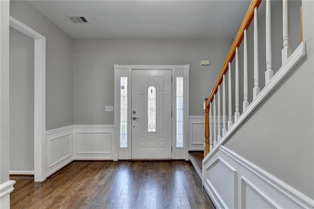 4 bedroom, 3 bathroom, 2,184 sq ft single family residence for rent at 7470 Brookwood Way, Cumming, GA 30041 for $3,000 a month — photo 3
