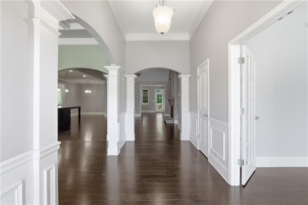 3 bedroom, 2 bathroom, 5,006 sq ft single family residence for sale at 6785 Bransford Drive, Cumming, GA 30040 — photo 9