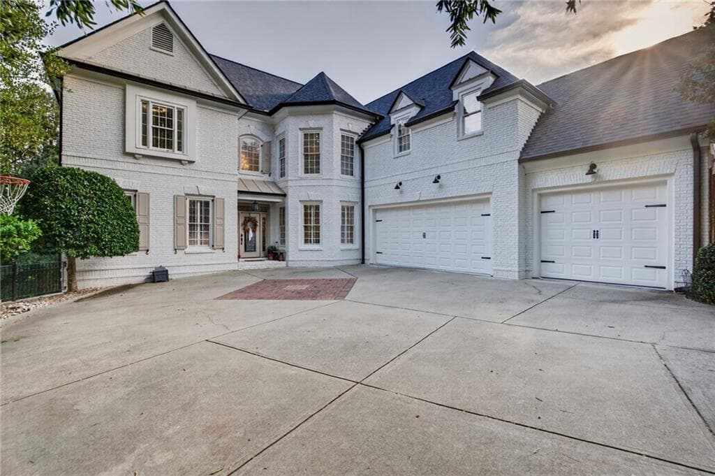 6 bedroom, 6 bathroom, 6,874 sq ft single family residence for sale at 506 Champions Point, Johns Creek, GA 30097