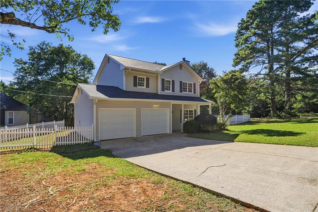 3 bedroom, 3 bathroom, 1,576 sq ft single family residence for sale at 4400 Hidden Meadow Circle, Sugar Hill, GA 30518 — photo 6
