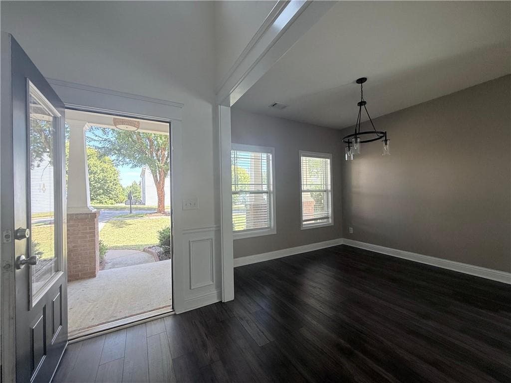 4 bedroom, 3 bathroom, 2,424 sq ft single family residence for sale at 4266 Suwanee Brook Court, Buford, GA 30518 — photo 4
