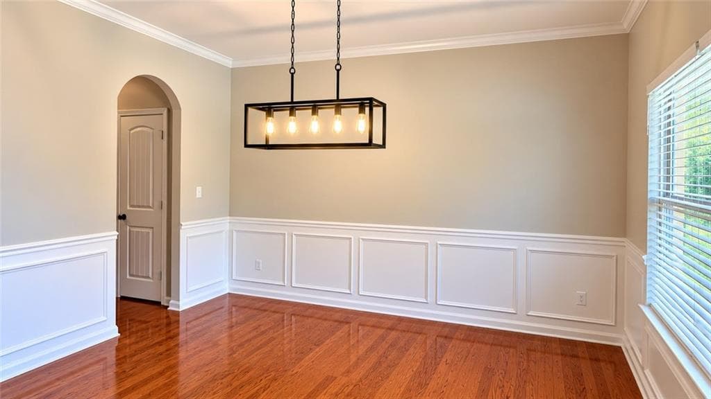 4 bedroom, 3 bathroom, 2,448 sq ft single family residence for sale at 7495 Springbox Drive, Fairburn, GA 30213 — photo 2