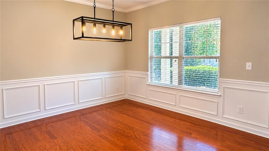 4 bedroom, 3 bathroom, 2,448 sq ft single family residence for sale at 7495 Springbox Drive, Fairburn, GA 30213 — photo 3