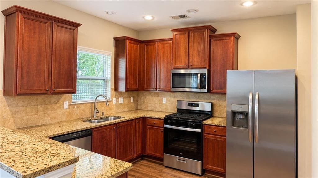 4 bedroom, 3 bathroom, 2,448 sq ft single family residence for sale at 7495 Springbox Drive, Fairburn, GA 30213 — photo 8
