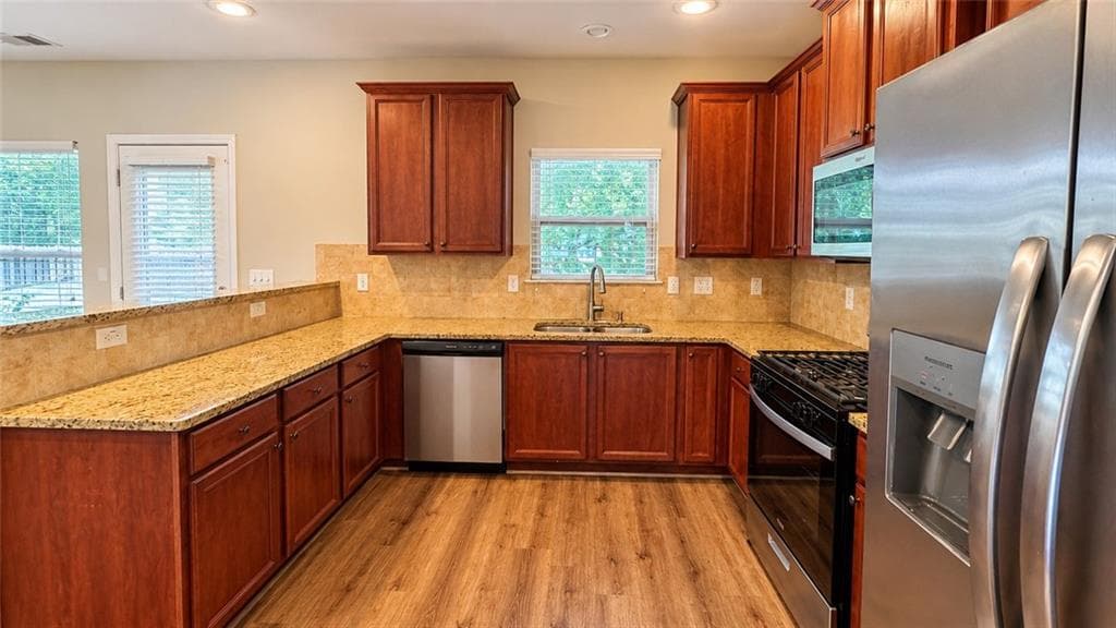 4 bedroom, 3 bathroom, 2,448 sq ft single family residence for sale at 7495 Springbox Drive, Fairburn, GA 30213 — photo 9