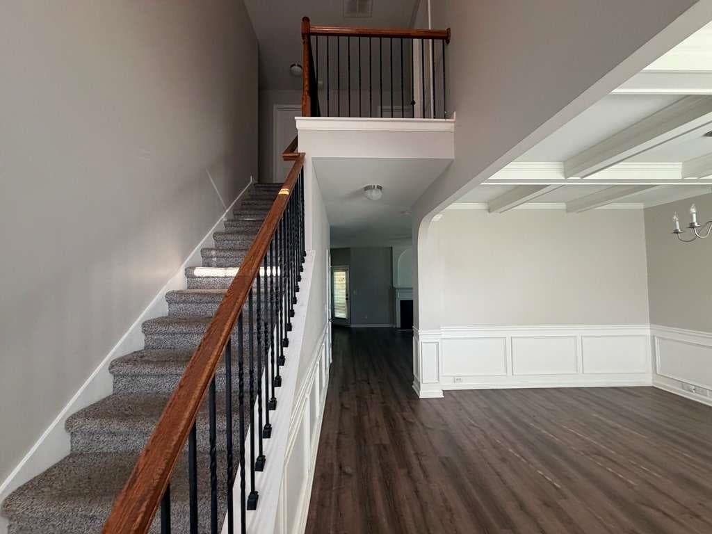 4 bedroom, 3 bathroom, 2,380 sq ft single family residence for sale at 5010 Tower View Trail, Snellville, GA 30039 — photo 5