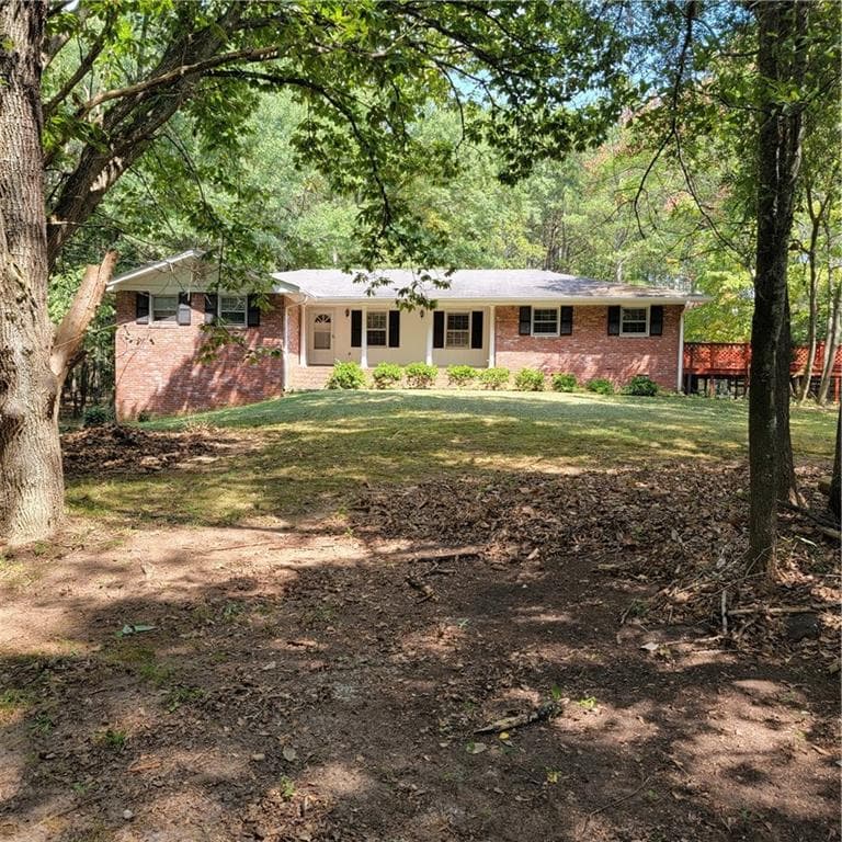 3 bedroom, 2 bathroom, 2,001 sq ft single family residence for rent at 3941 Lake Carlton Road, Loganville, GA 30052 for $1,995 a month — photo 2