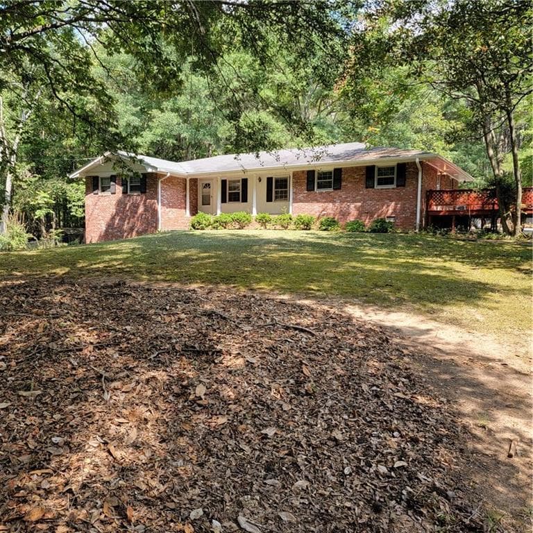 3 bedroom, 2 bathroom, 2,001 sq ft single family residence for rent at 3941 Lake Carlton Road, Loganville, GA 30052 for $1,995 a month — photo 3