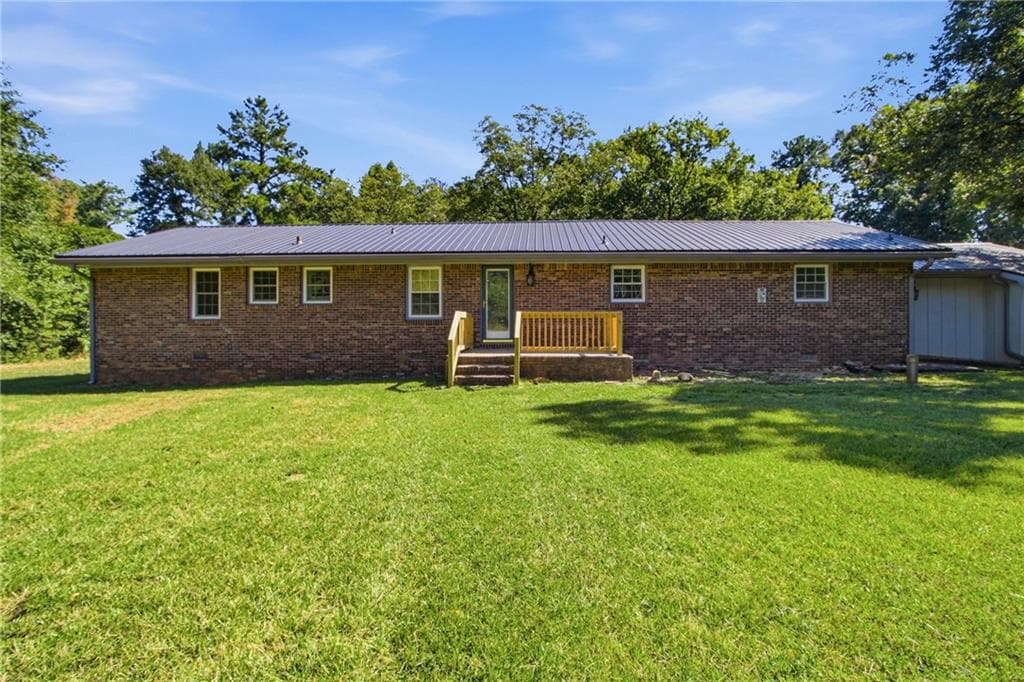 3 bedroom, 2 bathroom, 1,694 sq ft single family residence for sale at 762 Virginia Court, Conyers, GA 30094 — photo 5