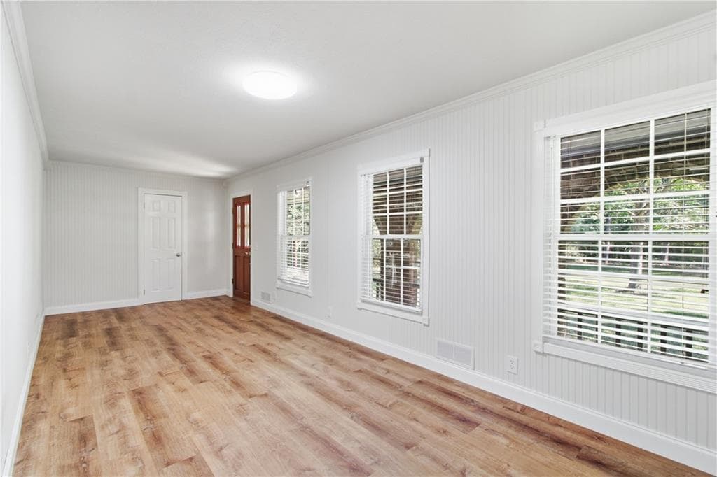 3 bedroom, 2 bathroom, 1,694 sq ft single family residence for sale at 762 Virginia Court, Conyers, GA 30094 — photo 6
