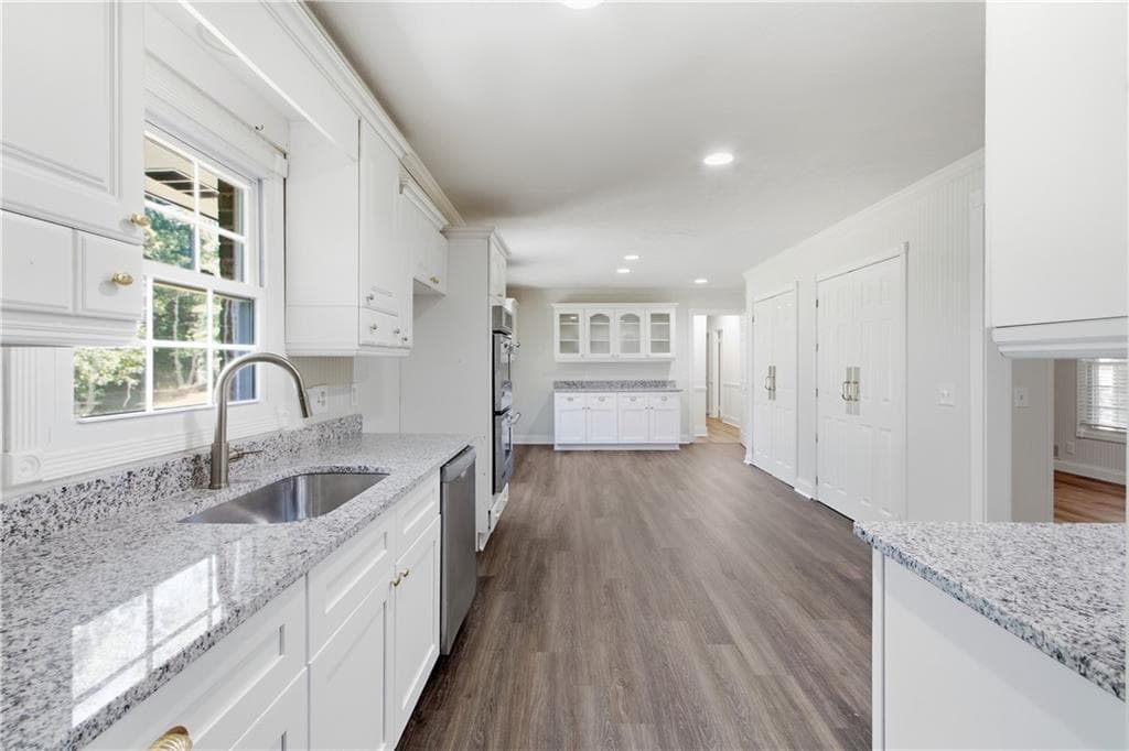 3 bedroom, 2 bathroom, 1,694 sq ft single family residence for sale at 762 Virginia Court, Conyers, GA 30094 — photo 8