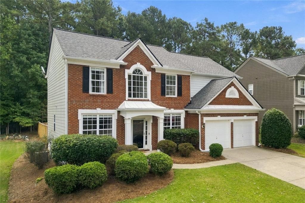 4 bedroom, 3 bathroom, 2,369 sq ft single family residence for sale at 124 Santa Anita Trail, Woodstock, GA 30189 — photo 2