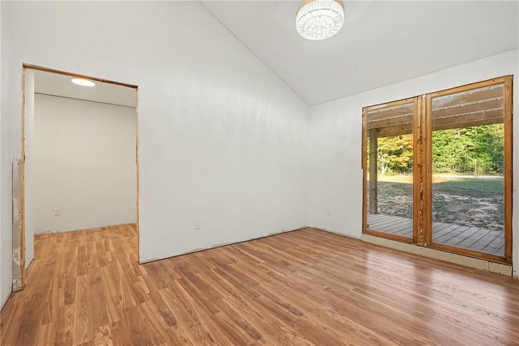 3 bedroom, 2 bathroom, 1,150 sq ft single family residence for sale at 842 Sunset Road, Canon, GA 30520 — photo 4