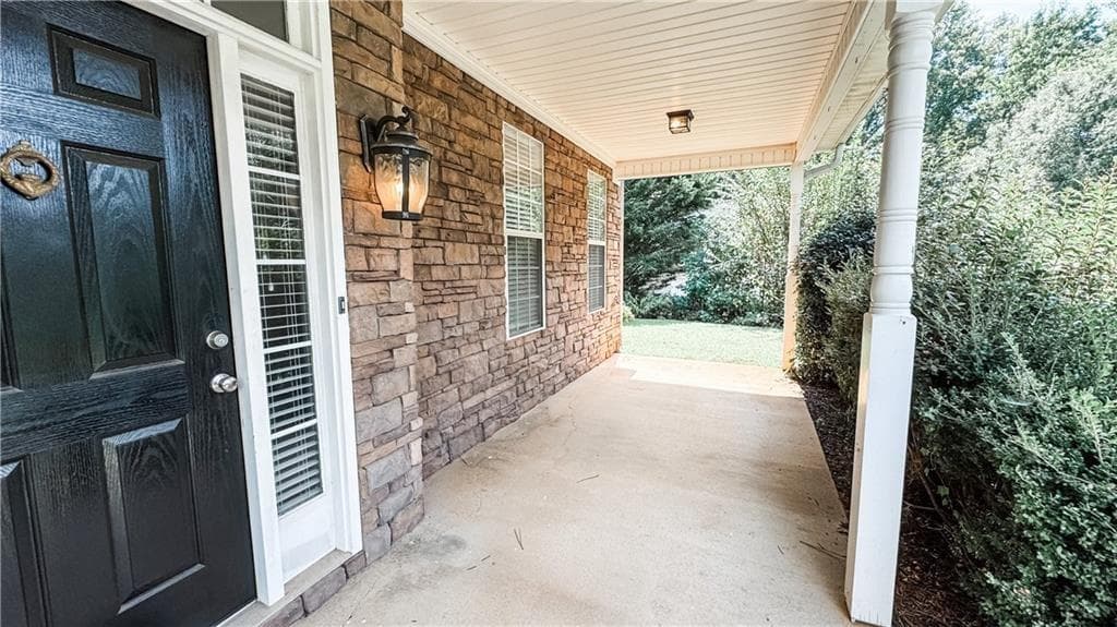 4 bedroom, 4 bathroom, 2,796 sq ft single family residence for sale at 85 Rock Mill Trail, Senoia, GA 30276 — photo 5