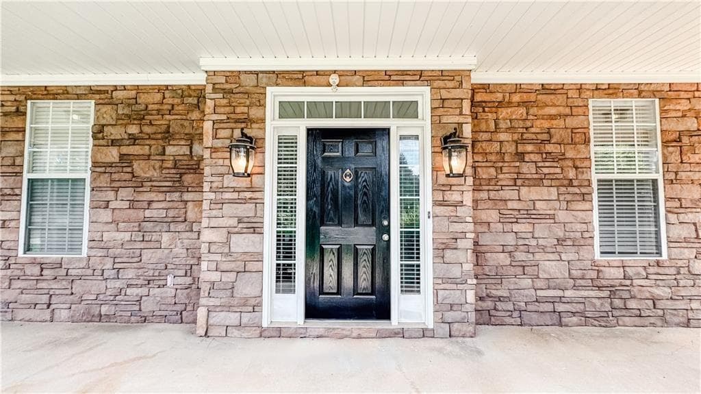 4 bedroom, 4 bathroom, 2,796 sq ft single family residence for sale at 85 Rock Mill Trail, Senoia, GA 30276 — photo 6