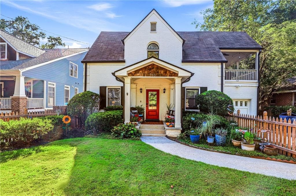 3 bedroom, 3 bathroom, 2,386 sq ft single family residence for sale at 165 Carter Avenue, Atlanta, GA 30317 — photo 3
