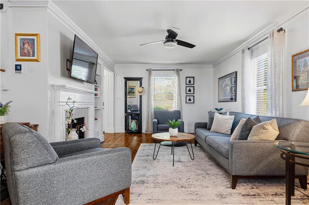 3 bedroom, 3 bathroom, 2,386 sq ft single family residence for sale at 165 Carter Avenue, Atlanta, GA 30317 — photo 7