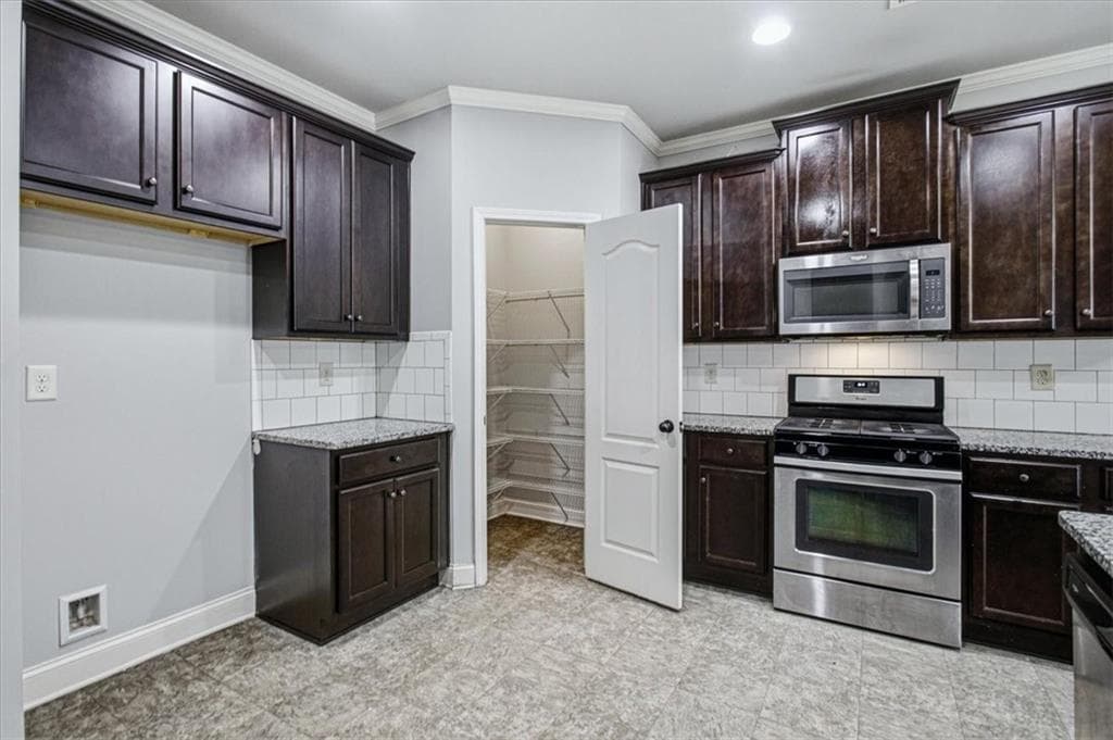 4 bedroom, 3 bathroom, 2,917 sq ft single family residence for sale at 180 Pebblefield Trace, Lawrenceville, GA 30045 — photo 10