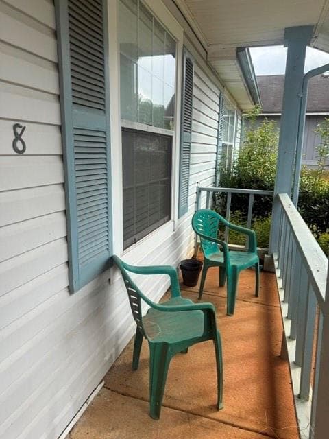 3 bedroom, 2 bathroom, 1,257 sq ft single family residence for sale at 2458 Corner Shoals Drive, Decatur, GA 30034 — photo 3
