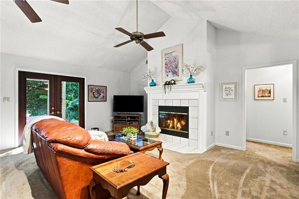 3 bedroom, 2 bathroom, 3,672 sq ft single family residence for sale at 5011 Peach Mountain Circle, Gainesville, GA 30507 — photo 8