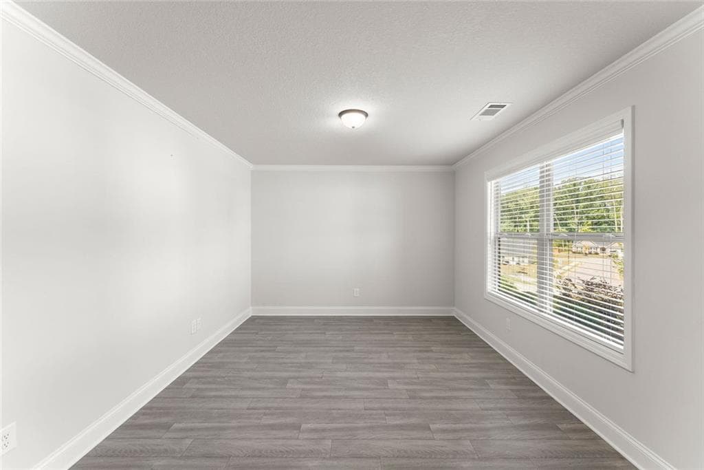 4 bedroom, 3 bathroom, 2,267 sq ft single family residence for sale at 68 Suwannee Way, Jefferson, GA 30549 — photo 5