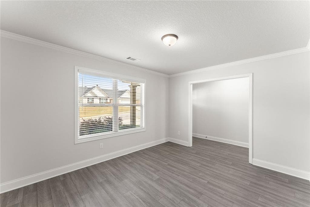 4 bedroom, 3 bathroom, 2,267 sq ft single family residence for sale at 68 Suwannee Way, Jefferson, GA 30549 — photo 7