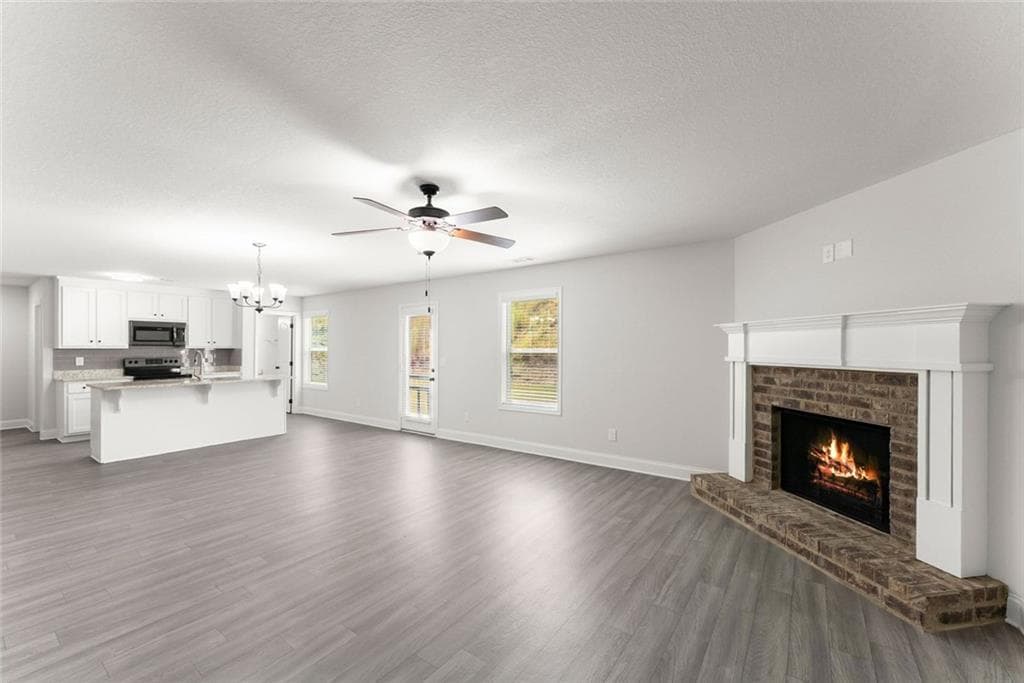 4 bedroom, 3 bathroom, 2,267 sq ft single family residence for sale at 68 Suwannee Way, Jefferson, GA 30549 — photo 8