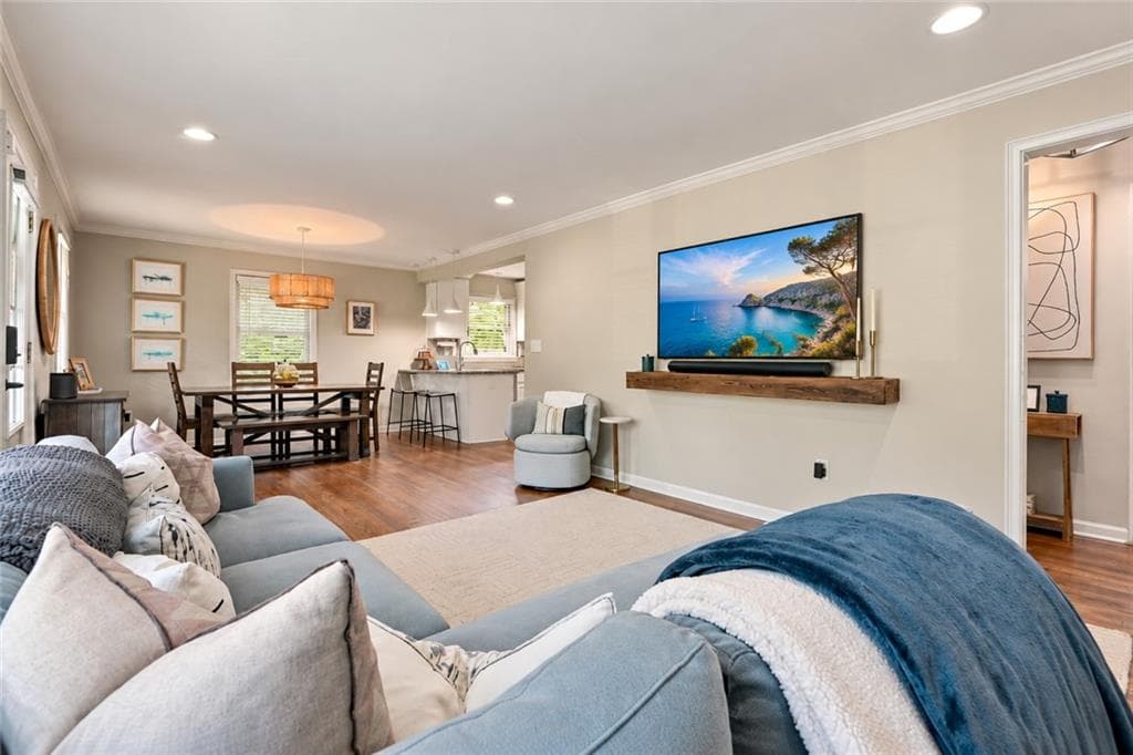 3 bedroom, 2 bathroom, 1,590 sq ft single family residence for sale at 2567 Mccurdy Way, Decatur, GA 30033 — photo 3