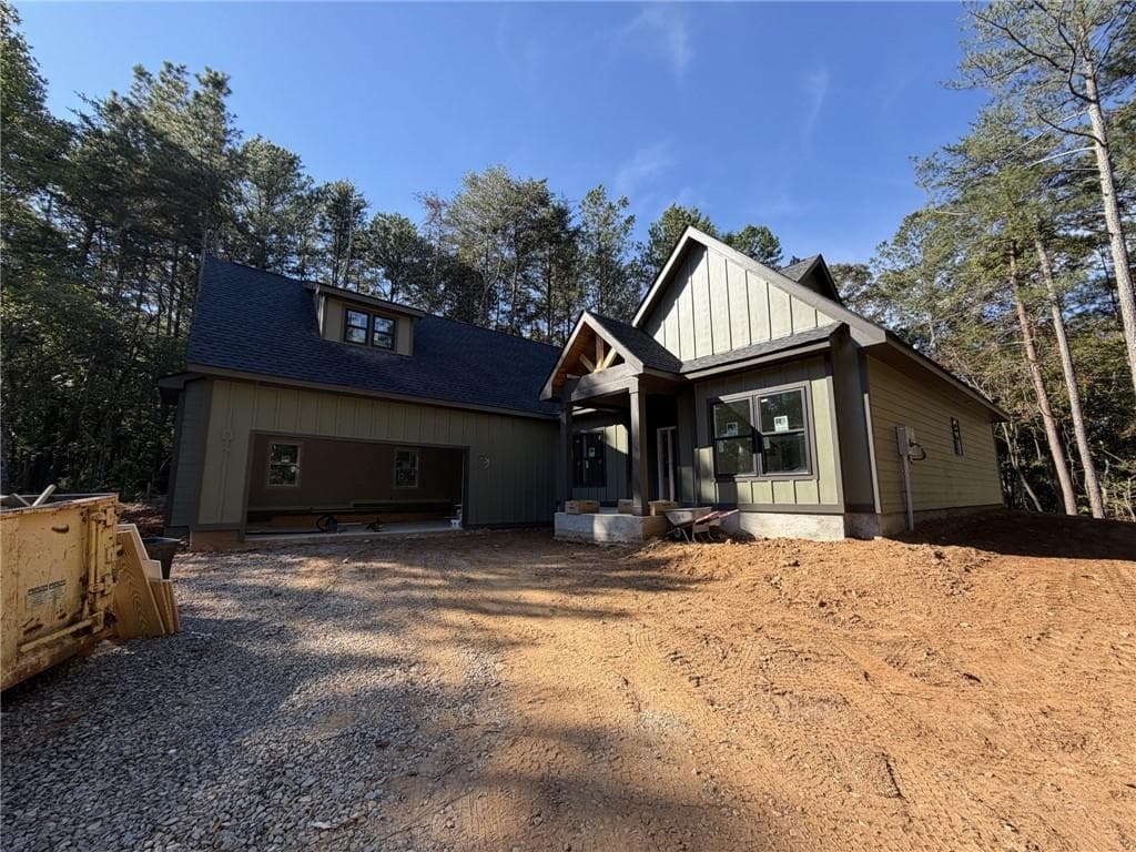 3 bedroom, 2 bathroom, 2,297 sq ft single family residence for sale at 8725 Highway 136, Talking Rock, GA 30175 — photo 3
