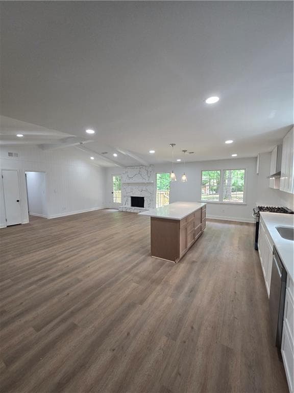 3 bedroom, 2 bathroom, 1,613 sq ft single family residence for sale at 4783 Hickory Court, Lilburn, GA 30047 — photo 2