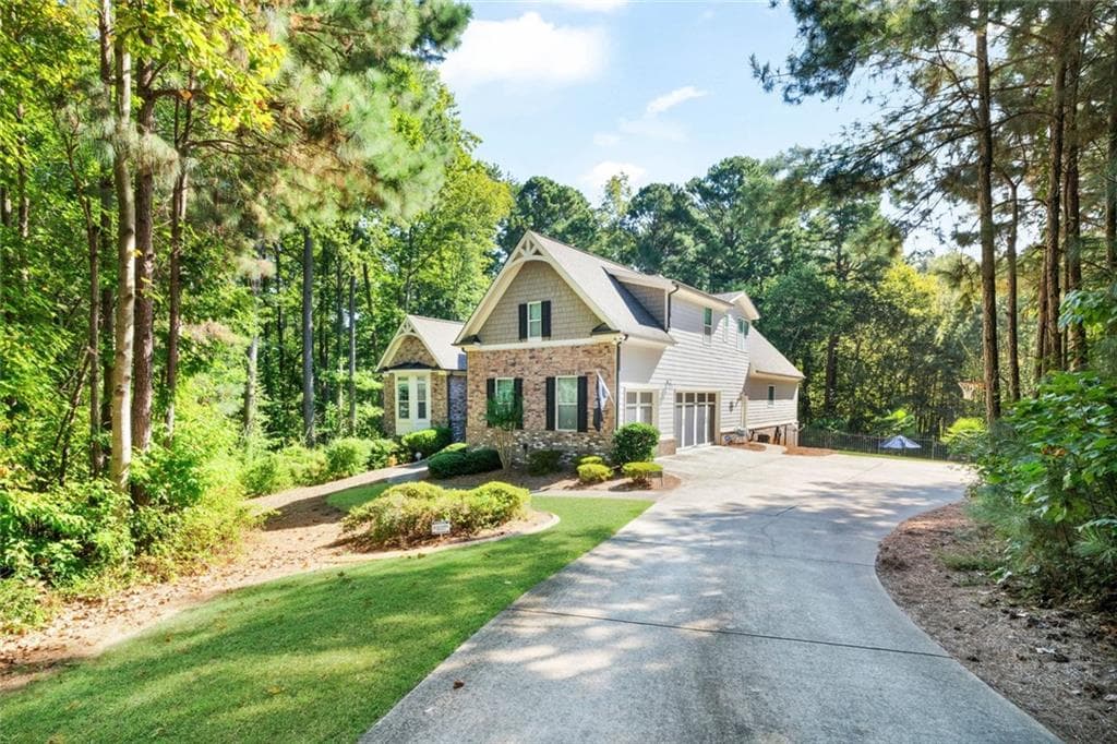 6 bedroom, 5 bathroom, 5,211 sq ft single family residence for sale at 1222 Eagles Creek Court, Acworth, GA 30101 — photo 2