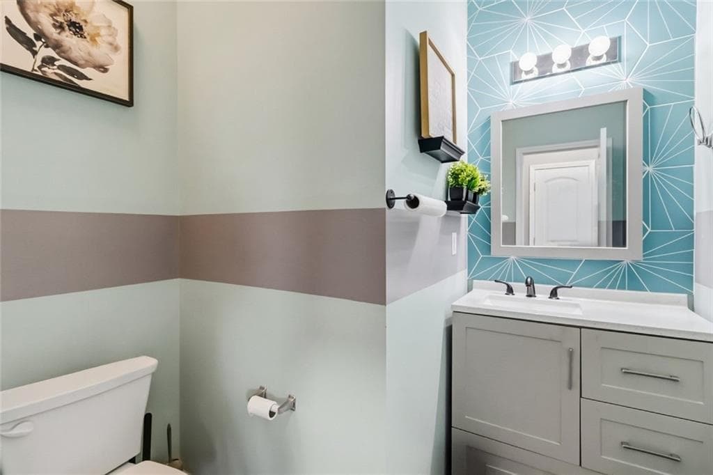 3 bedroom, 3 bathroom, 1,786 sq ft single family residence for sale at 5880 Seabright Lane, Atlanta, GA 30349 — photo 9
