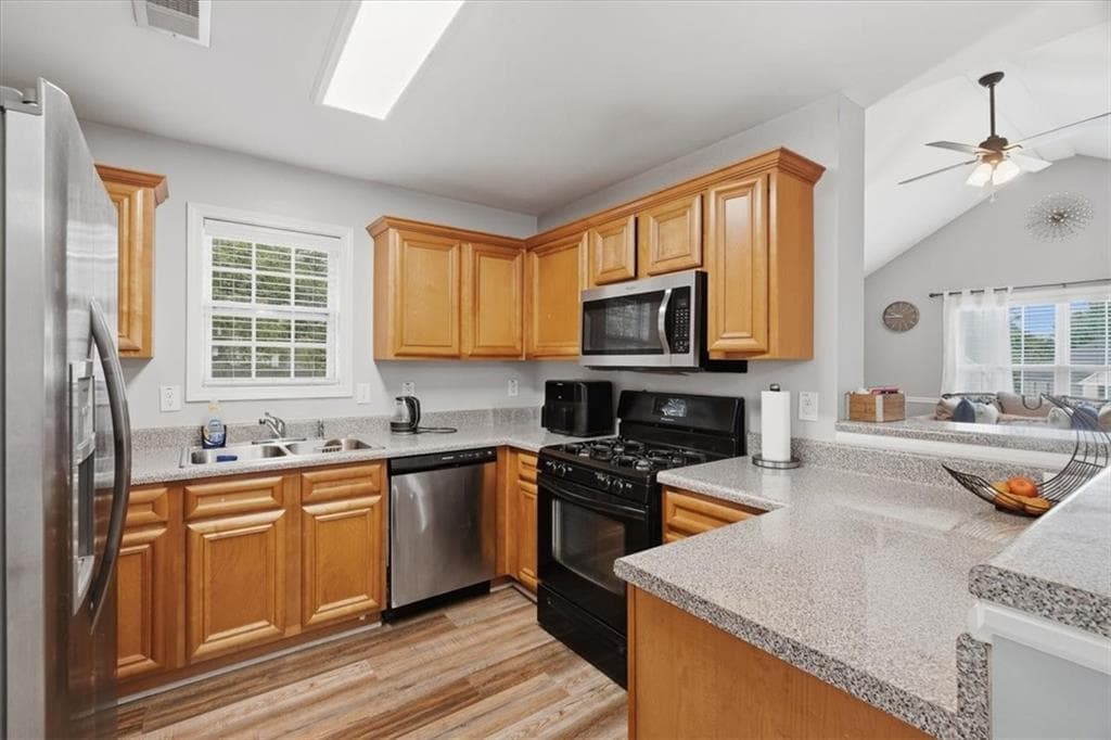 4 bedroom, 3 bathroom, 1,844 sq ft single family residence for sale at 1980 Brayton Court, Marietta, GA 30060 — photo 8