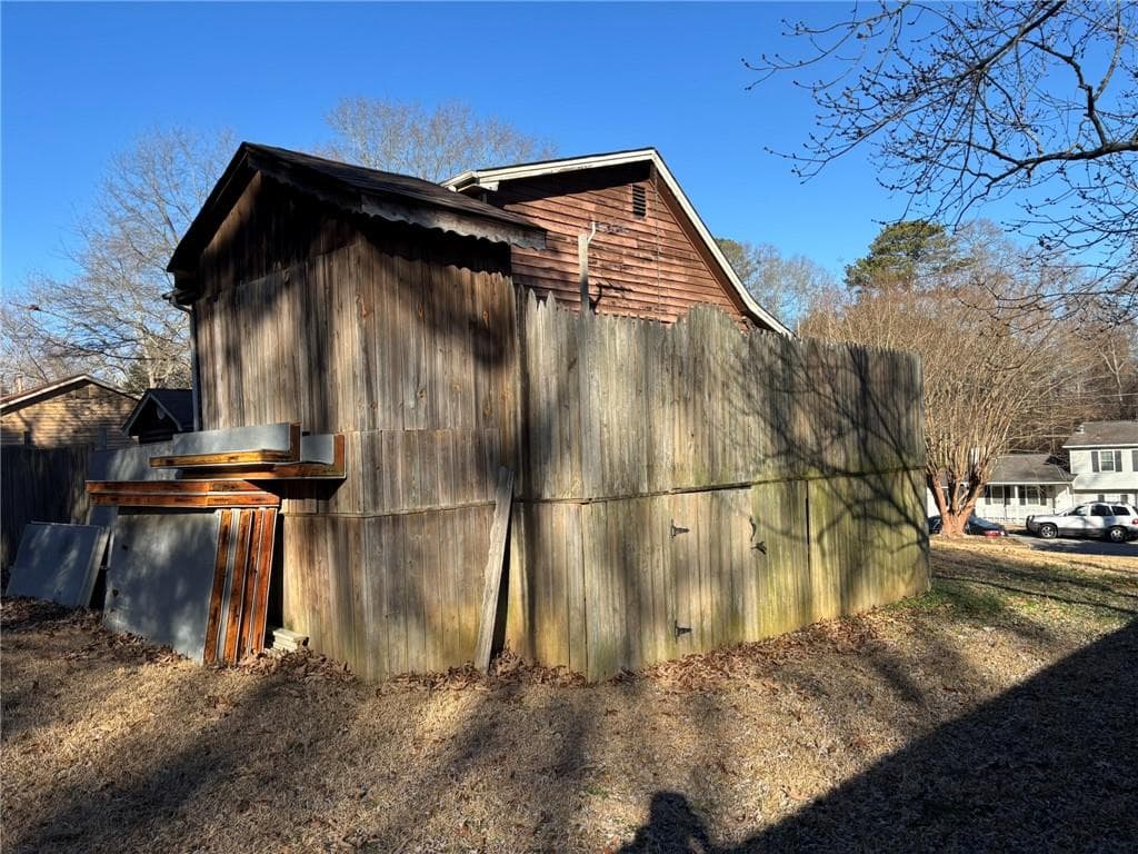 3 bedroom, 2 bathroom, 1,614 sq ft single family residence for sale at 3709 Charlotte Drive, Rex, GA 30273 — photo 9