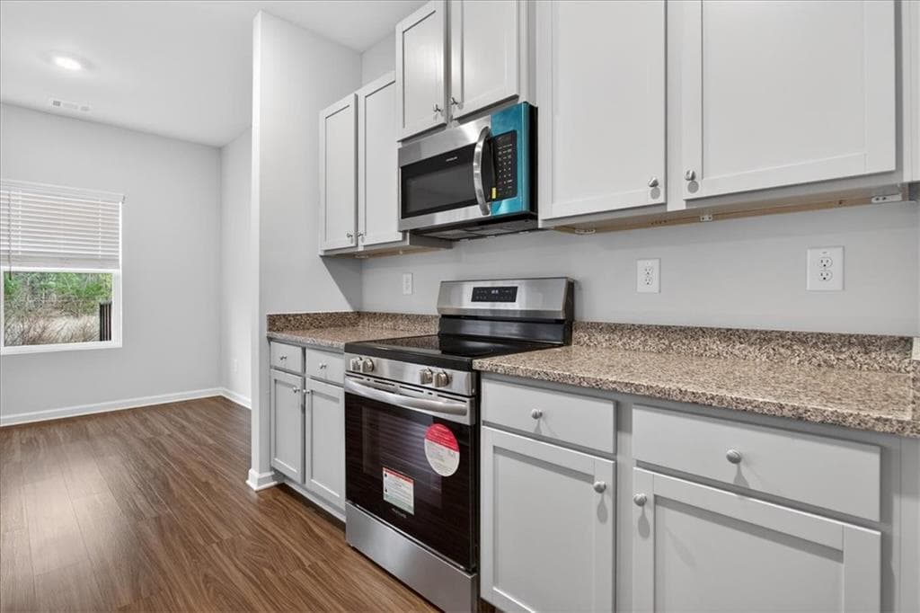 3 bedroom, 3 bathroom, 1,664 sq ft townhouse for sale at 103 Brexley Drive, Calhoun, GA 30701 — photo 9