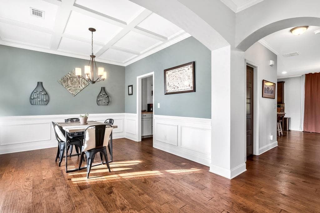 4 bedroom, 3 bathroom, 2,765 sq ft single family residence for sale at 3409 Laurel Glen Court, Gainesville, GA 30504 — photo 4