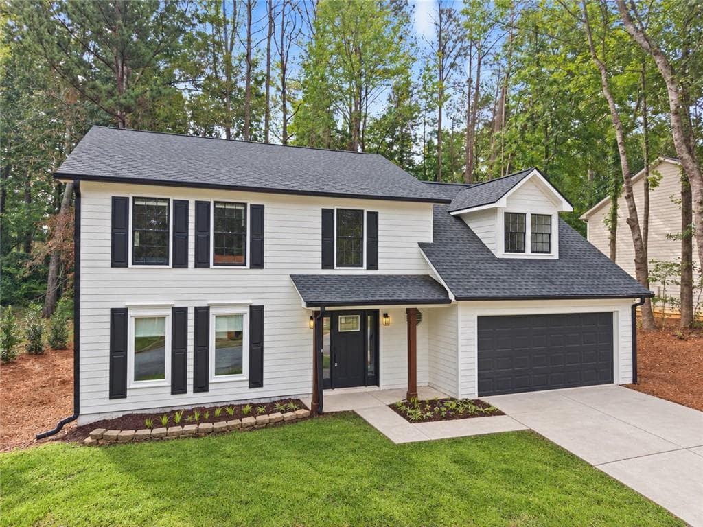 4 bedroom, 3 bathroom, 2,120 sq ft single family residence for sale at 1738 Wedgewood Drive, Stone Mountain, GA 30088 — photo 3
